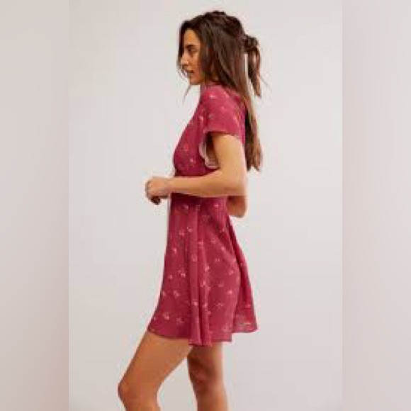 Everyone’s Favorite Mini - Picture 3 of 8